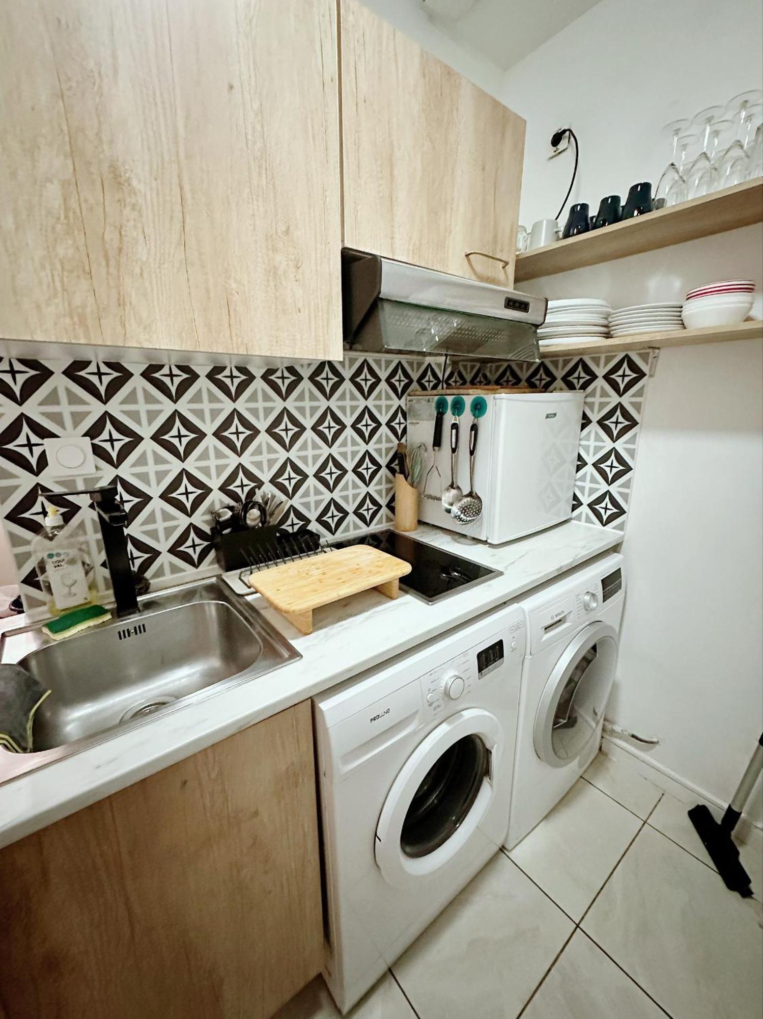 Appartement Proche Stade De France Et Metro 12 سان دوني المظهر الخارجي الصورة